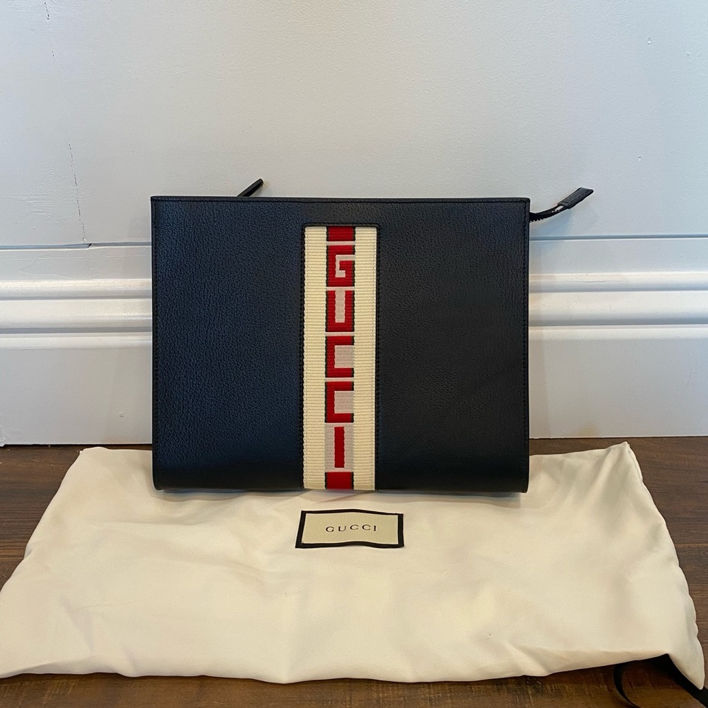 Gucci calfskin pouch clutch